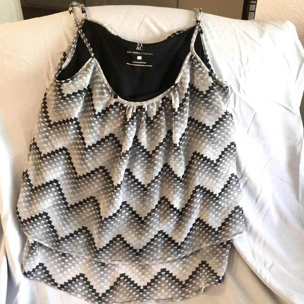 NY&Company layered tank